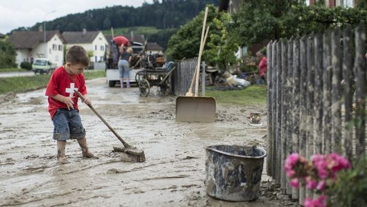 En termes de pluie, la Suisse a connu l'un des pires mois de juillet depuis 150 ans. [Ennio Leanza - Keystone]