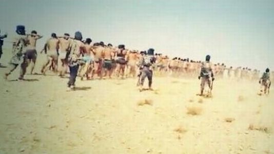 L'Etat islamique a partagé sur Twitter mercredi des images montrant les soldats syriens faits prisonniers. [DR]