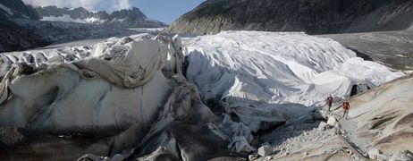 Le dossier sur la fonte des glaciers de RTS Découverte [Peter Klaunzer - Keystone]