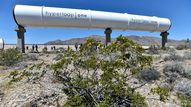 En difficulté, l'entreprise californienne Hyperloop One, une des plus avancées sur le projet d'hyperloop, fermera à la fin de cette année, selon Bloomberg. [David Becker - afp]