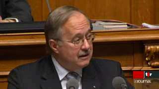 Election d'Ueli Maurer au Conseil fédéral: Samuel Schmid a fait ses adieux aux parlementaires