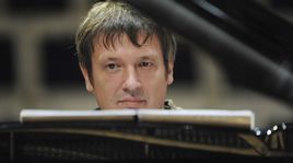 Le pianiste russe Boris Berezoski. [sergey pyatakov - AFP]