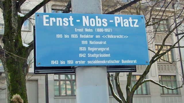 La place Ernst-Nobs à Zurich, en mémoire du conseiller fédéral. [Gustav Broennimann - Wikimedia]
