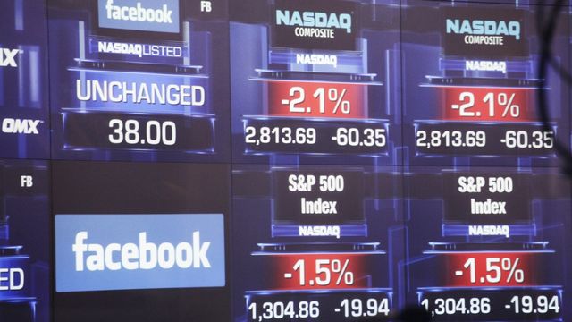 Facebook en baisse après deux jours en bourse. [Mark Lennihan - Keystone]