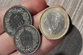 Le cours de l'euro tourne autour de 1,20 franc depuis une année. [Laurent Gillieron / Keystone]