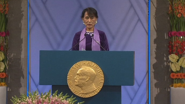Séquences choisies - Aung San Suu Kyir reçoit son Nobel