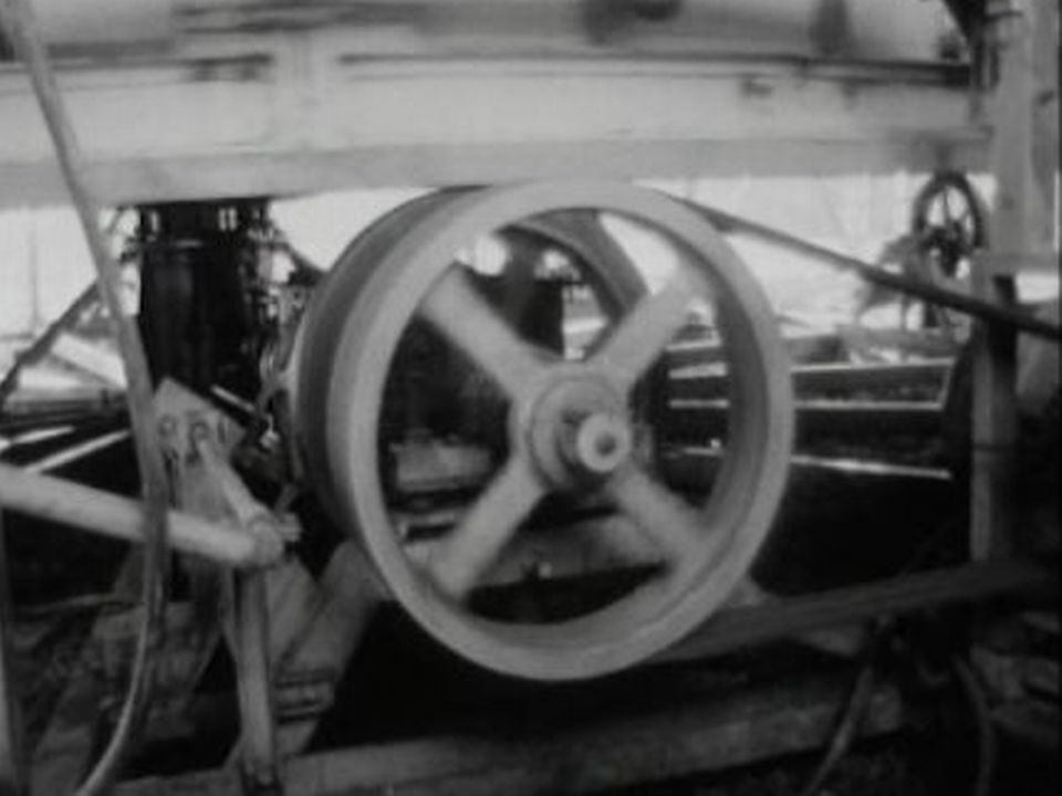 Un engrenage de roue. 1965 [TSR]