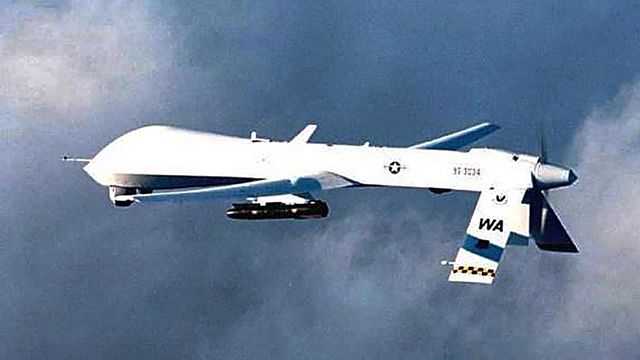 Un drone "Predator" de l'armée américaine équipé de missile. [US AIR FORCE/AFP - AFP]