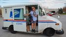 Karen Parker fait la tournée de distribution du courrier dans le quartier chic de Boardman. [Cécile Rais - RTS]