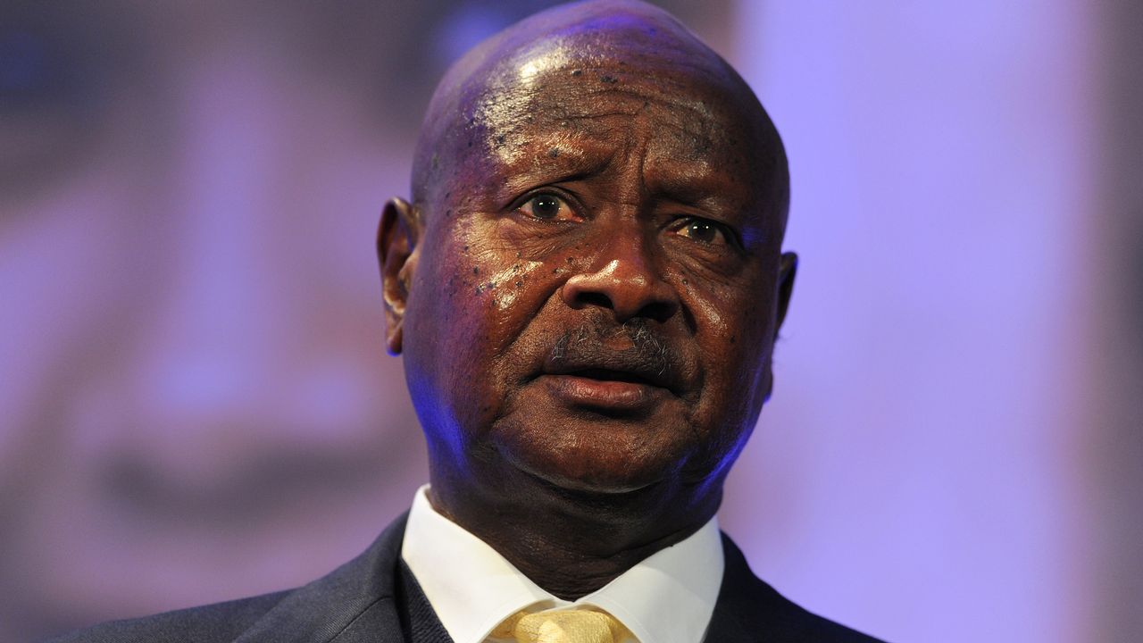 Yoweri Musev, président de l'Ouganda, dont le pays est également accusé par l'ONU de soutenir les insurgés congolais. [Carl Court - AFP]