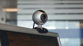 Un ordinateur avec une webcam. [AFP]