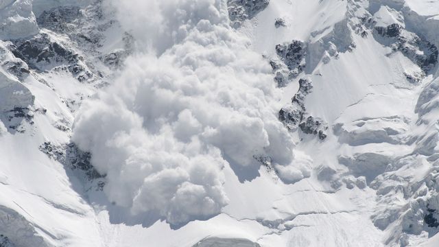 L'étude des avalanches a débuté en Suisse après l'hiver avalancheux de 1951. [Maygutyak - Fotolia]