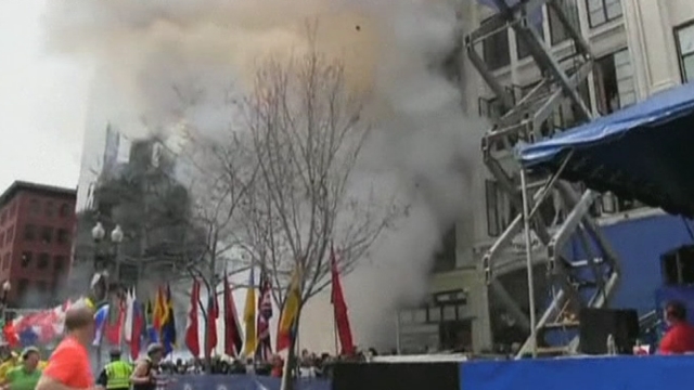 Le moment des explosions au marathon de Boston [RTS]