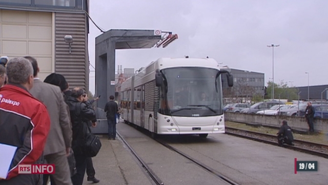Les Transports Publics Genevois ont présenté leur premier bus 100% électrique [RTS]