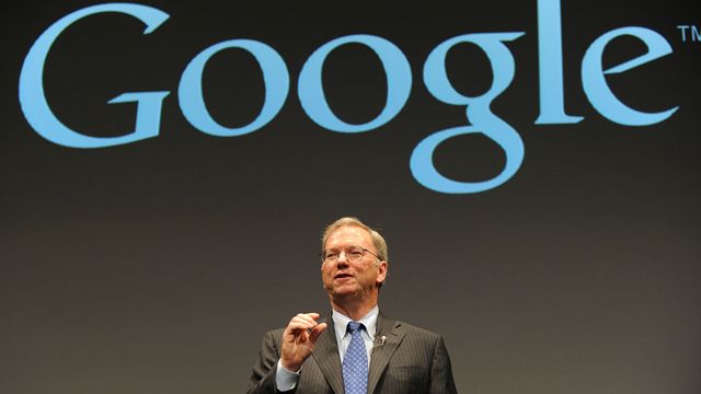 Eric Schmidt, le PDG de Google, appelle à une harmonisation mondiale des systèmes fiscaux. Utopie ou saine réponse au problème de l'optimisation fiscale? [Yoshikazu Tsuno - AFP]
