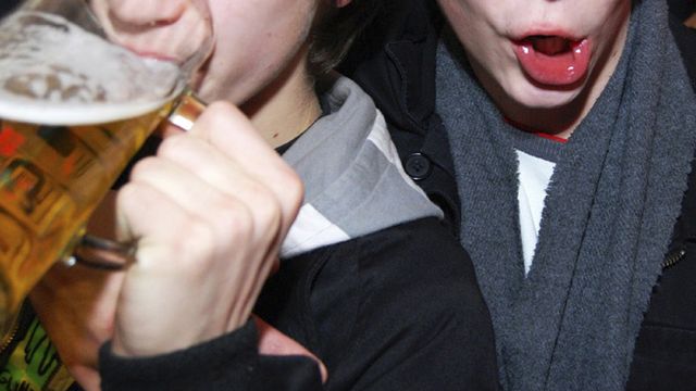 Les jeunes et l'alcool [Thomas Unterberger - Keystone]