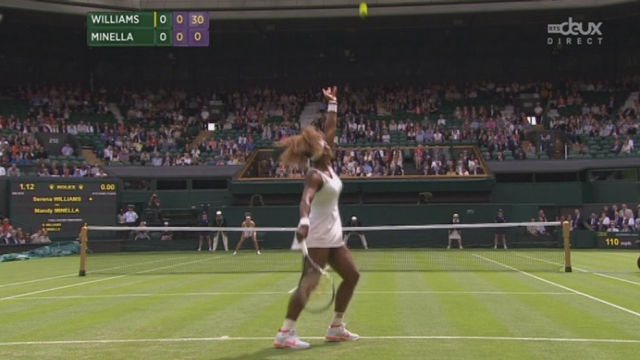 (1er tour) Serena Williams (USA-1) - Mandy Minella (LUX). La Luxembourgeoise se rend vite compte de l'immensité de la tache qui l'attend [RTS]