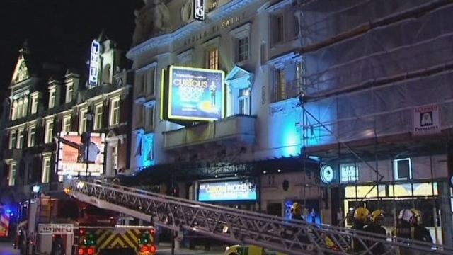 Le toit d'un théâtre londonien s'effondre [RTS]