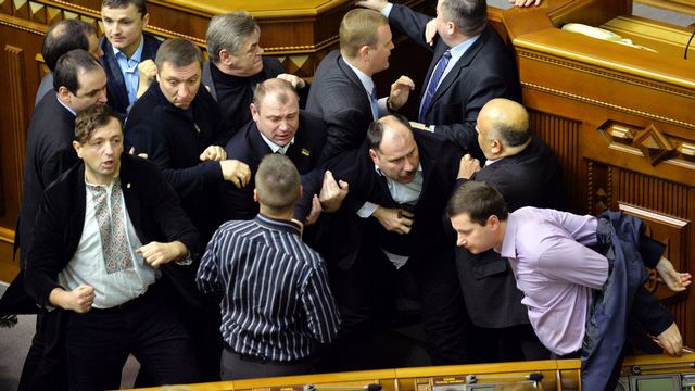 La séance du parlement ukrainien promet d'être à nouveau agitée. [Sergeï Supinsky - AFP]