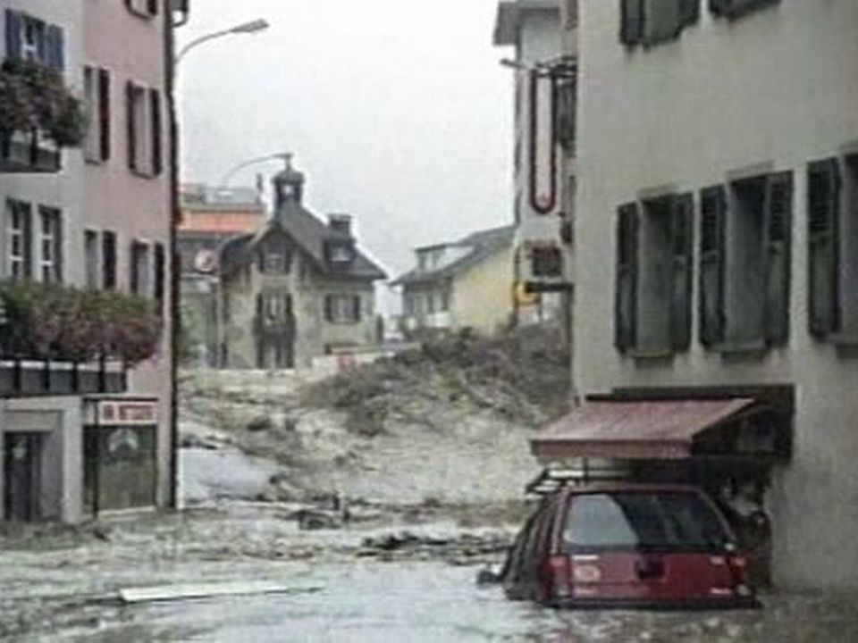 Inondation à Brigue en 1993 [RTS]
