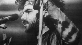 Des hippies aux yuppies: Jerry Rubin, militant pacifiste devenu grand actionnaire d’Apple. [DP]