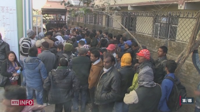 Mondial en 2022 - Quatar: 173 ouvriers népalais sont morts sur les chantiers [RTS]