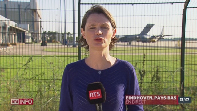 Crash du vol de Malaysia Airlines: les précisions d'Isabelle Ory, à Eindhoven [RTS]