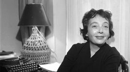 Marguerite Donnadieu, alias Marguerite Duras, est née en 1914 en Indochine française. [Lipnitzki/Roger-Viollet - AFP]