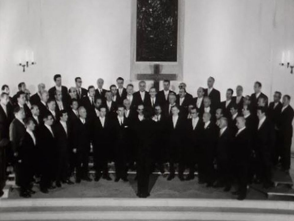 Le choeur du Brassus chante l'hymne national suisse pour le nouvel-an. [RTS]