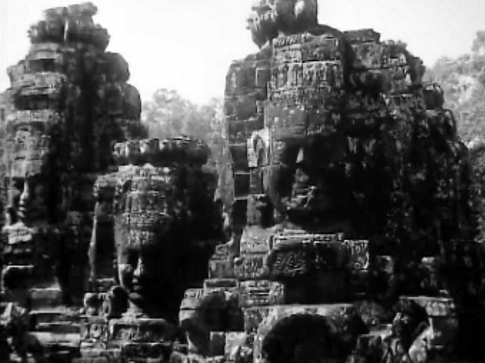 Le temple de Bayon forme le coeur de la cité d'Angkor.