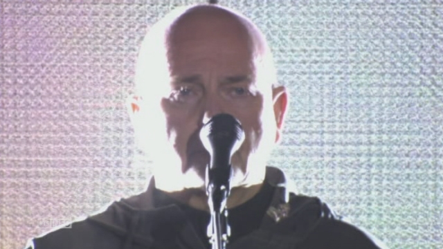Peter Gabriel sort 'i/o', plage titulaire du prochain album 