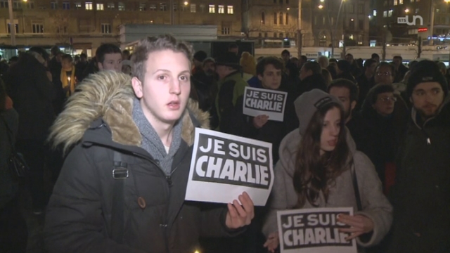 Après l'attentat dont a été victime Charly Hebdo à Paris, plusieurs mouvements de soutien ont été organisés en Suisse [RTS]