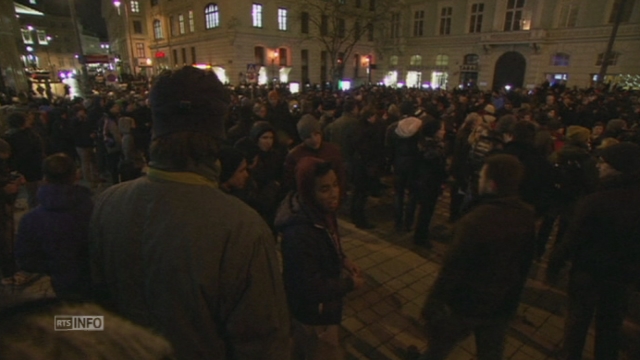 Une contre manifestation eclipse le premier defile Pegida en Autriche [RTS]