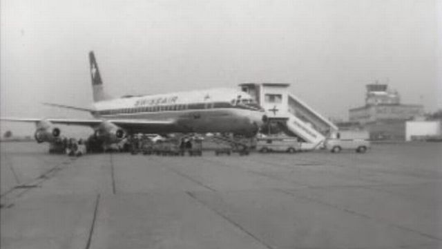 Avion de la compagnie Swissair, 1961. [RTS]
