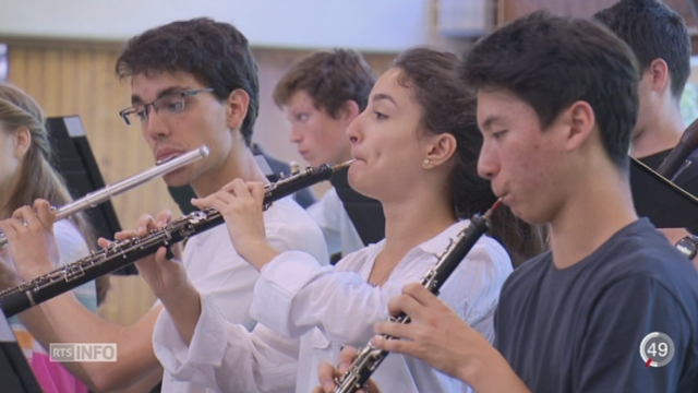 Le festival de musique classique de Verbier (VS) investit dans l'éducation [RTS]