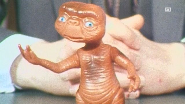 La poupée E.T. l'Extraterrestre s'arrache après la sortie du film. [RTS]