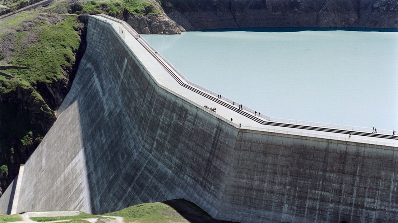 Vue du barrage de la Dixence, en Valais. [Andree-Noelle - Keystone]