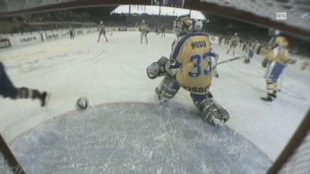 Gardien du HC Davos à la Coupe Spengler en 1995. [RTS]
