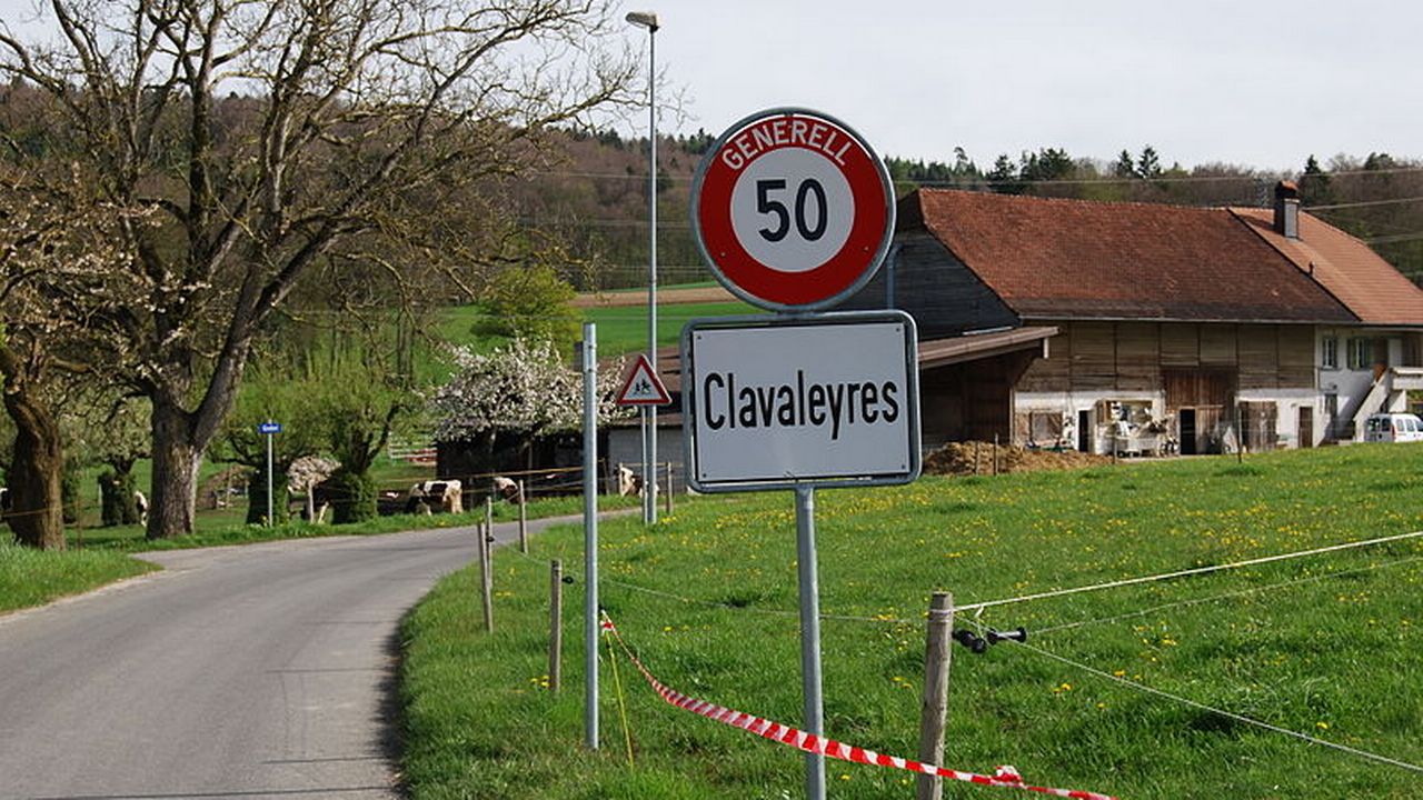 L'entrée du village de Clavaleyres. [Dietrich Michael Weidmann - CC-BY-SA]