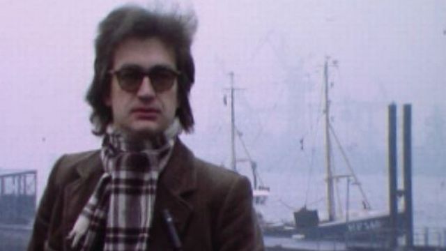 Wim Wenders dans le port de Hambourg en 1977 [RTS]