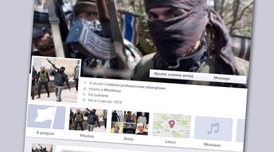 Il est aujourd'hui très facile de repérer des profils d'utilisateurs Facebook pro-groupe "Etat islamique" ou partis faire le djihad sur le terrain. [Facebook]
