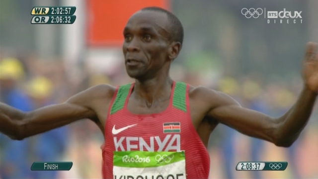 Marathon messieurs : le Kenyan Kipchoge remporte l’or en 2:08:44! Le Suisse Abraham se classe 7e! [RTS]
