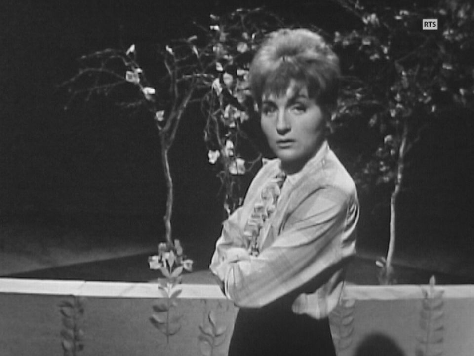 La chanteuse Nicole Croisille en 1962. [RTS]