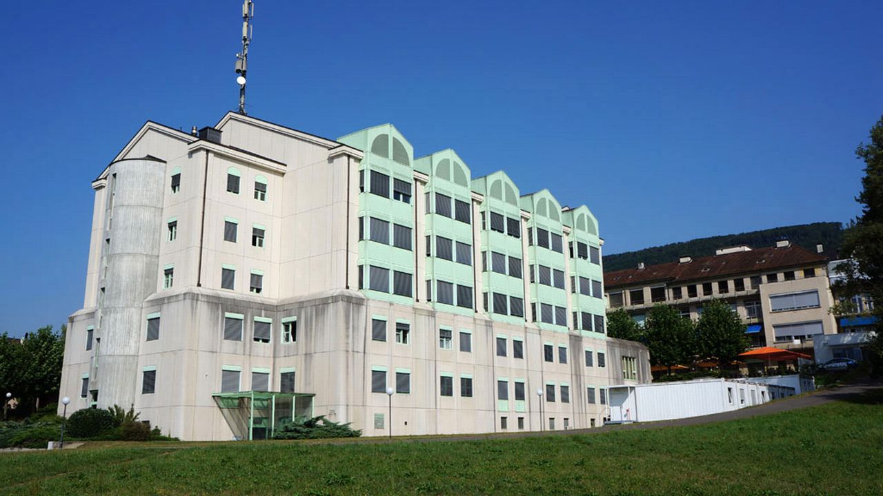 Le site de l'Hôpital du Jura à Delémont. [Gaël Klein - RTS]