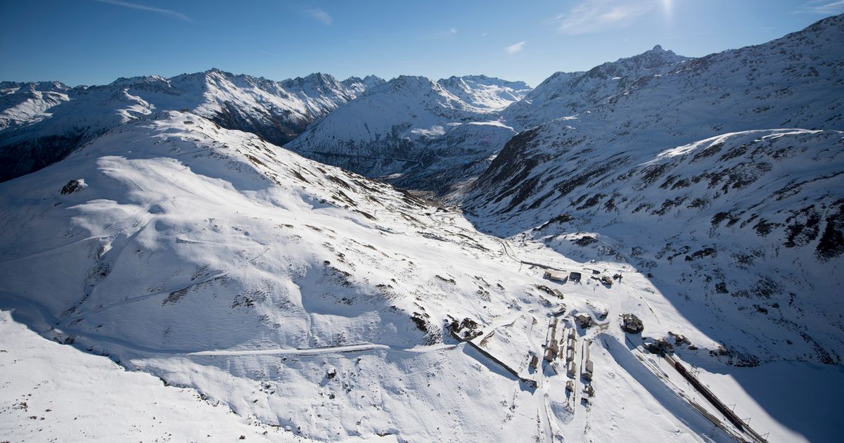 Un skieur tué par une avalanche sur les pistes d'une station uranaise