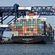 La taxe au tonnage pourrait entraîner l’implantation d'entreprises de transport génératrices d’emploi. [Dan Himbrechts - EPA/Keystone]