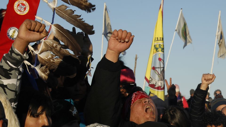Des Amérindiens protestent en décembre 2016 contre le tracé de l'oléoduc Dakota Access passant sur leur territoire. [Lucas Jackson - REUTERS]
