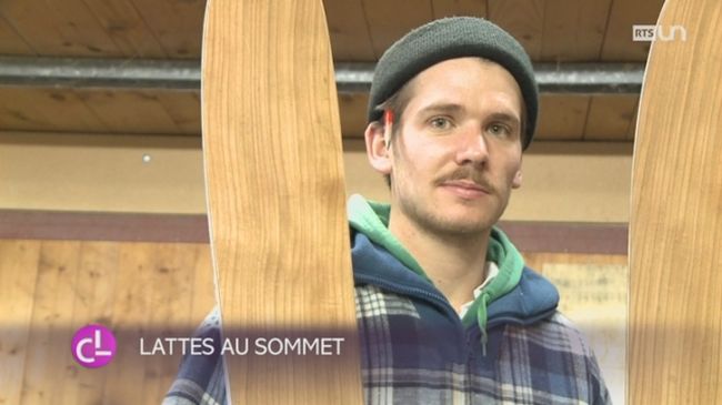 Couleurs locales - VD: le jeune Lucas Bessard a dÃ©cidÃ© de relancer la production de skis en bois - Play RTS