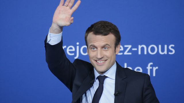 Emmanuel Macron en meeting ce week-end dans le centre de la France. [Pascal Lachenaud - afp]