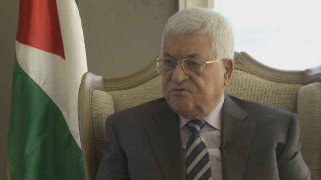 Mahmoud Abbas rejette l'idée de transférer l'ambassade américaine à Jérusalem [RTS]
